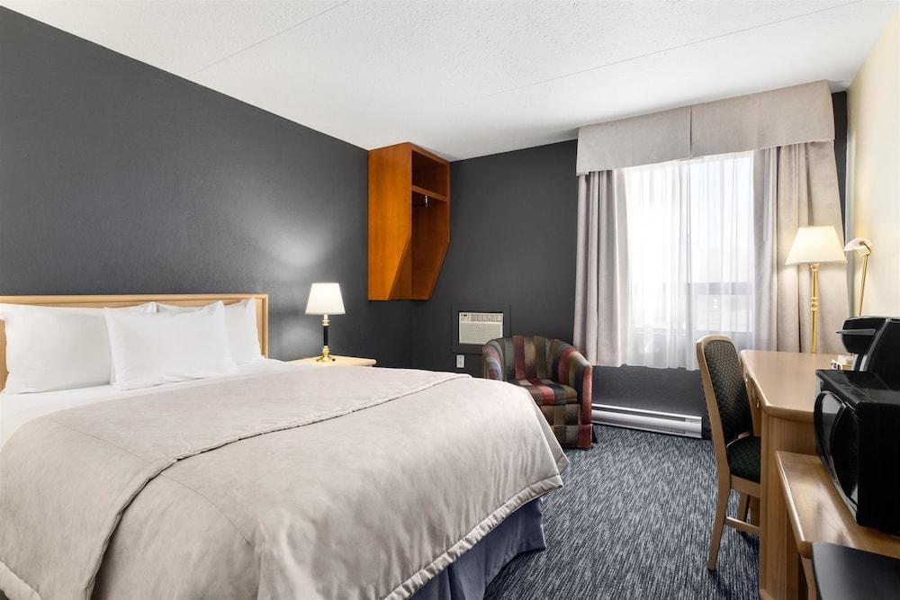 Travelodge By Wyndham Edmonton West Buitenkant foto