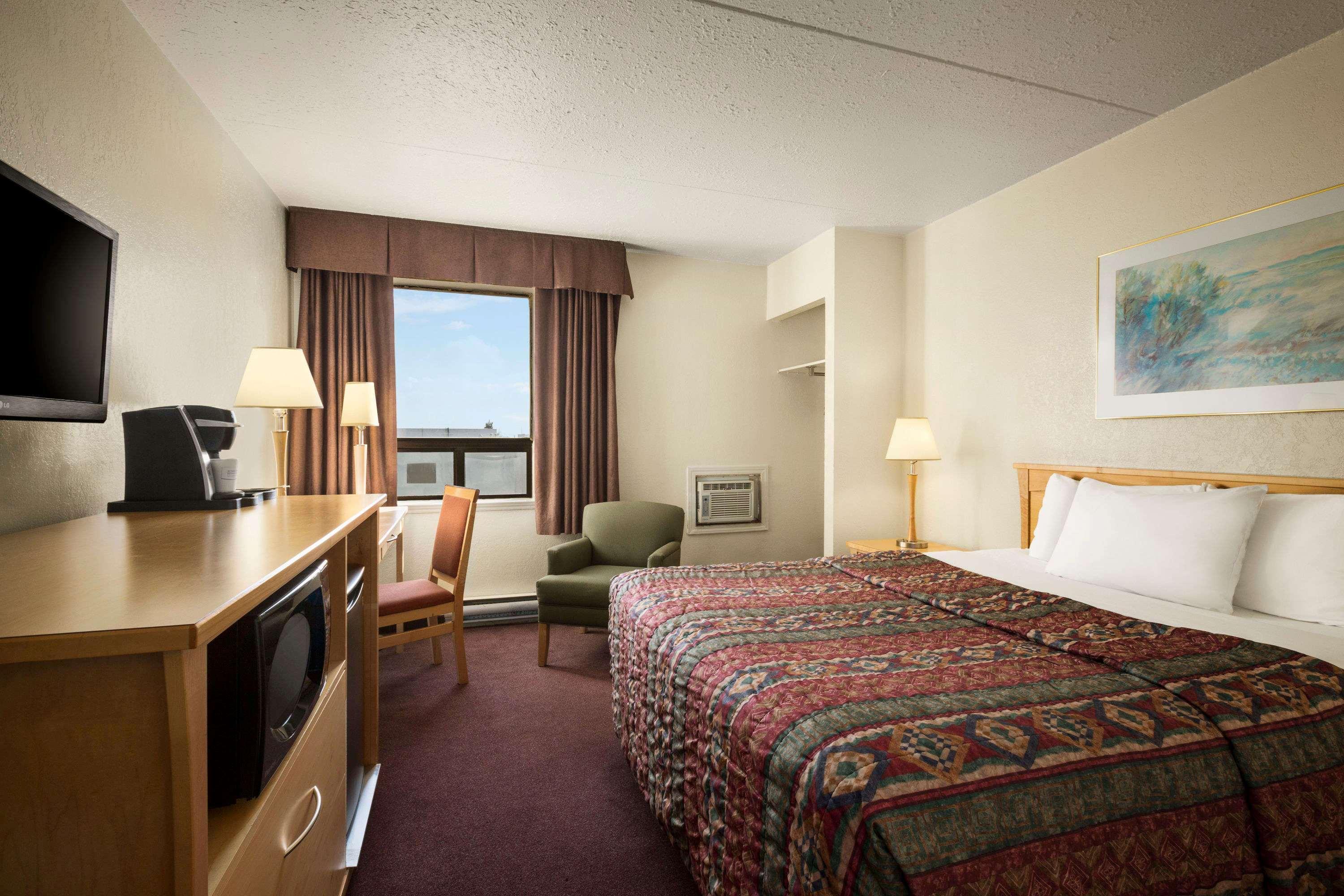 Travelodge By Wyndham Edmonton West Buitenkant foto