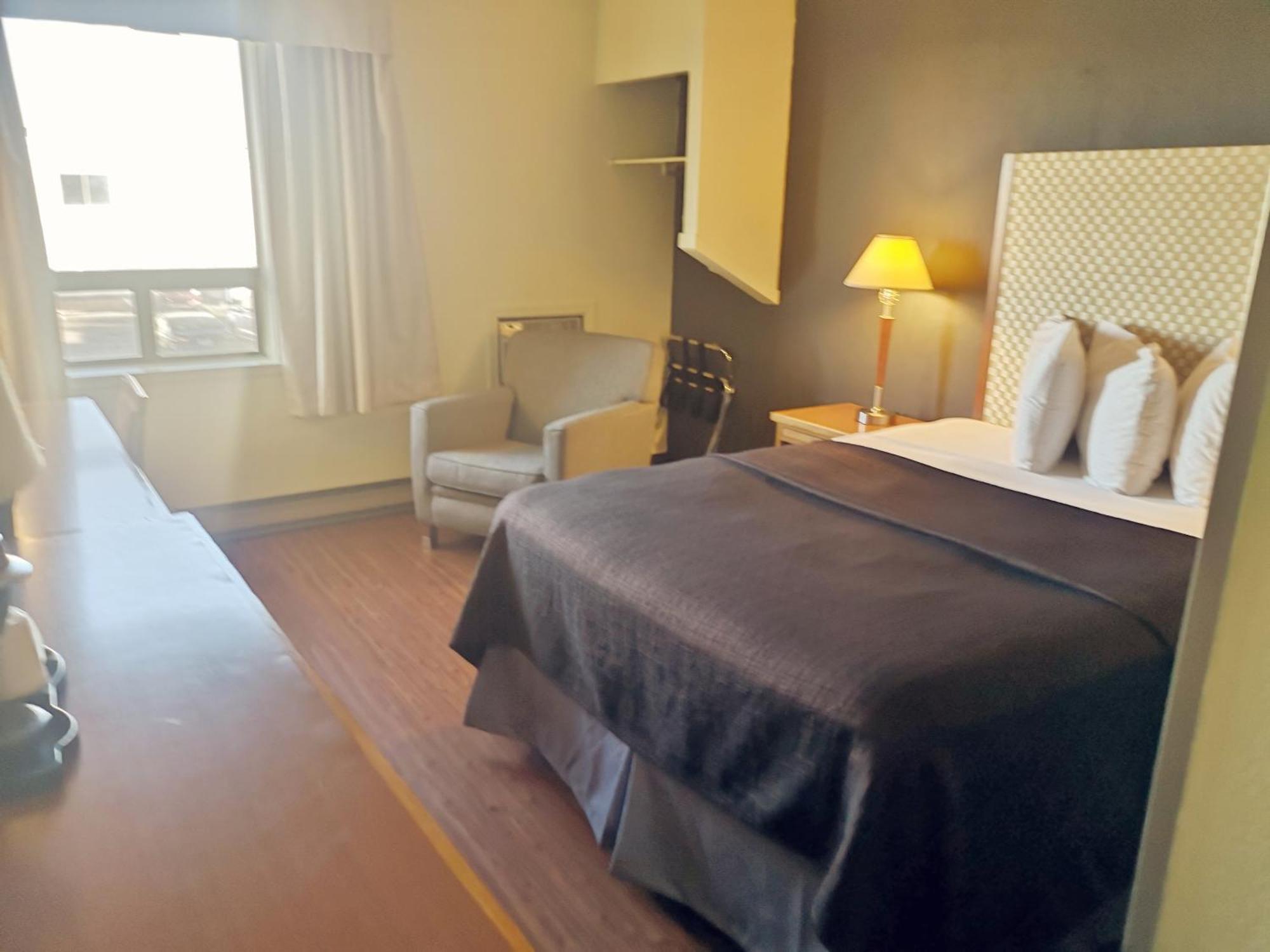 Travelodge By Wyndham Edmonton West Buitenkant foto