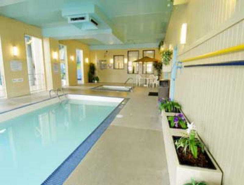 Travelodge By Wyndham Edmonton West Buitenkant foto